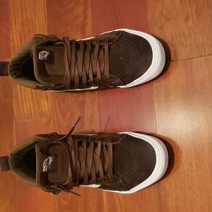 Vans Suede SK8 - HI MTE Mens 9.5 Womens 11 Chocolate Brown Clean and Ready  Go